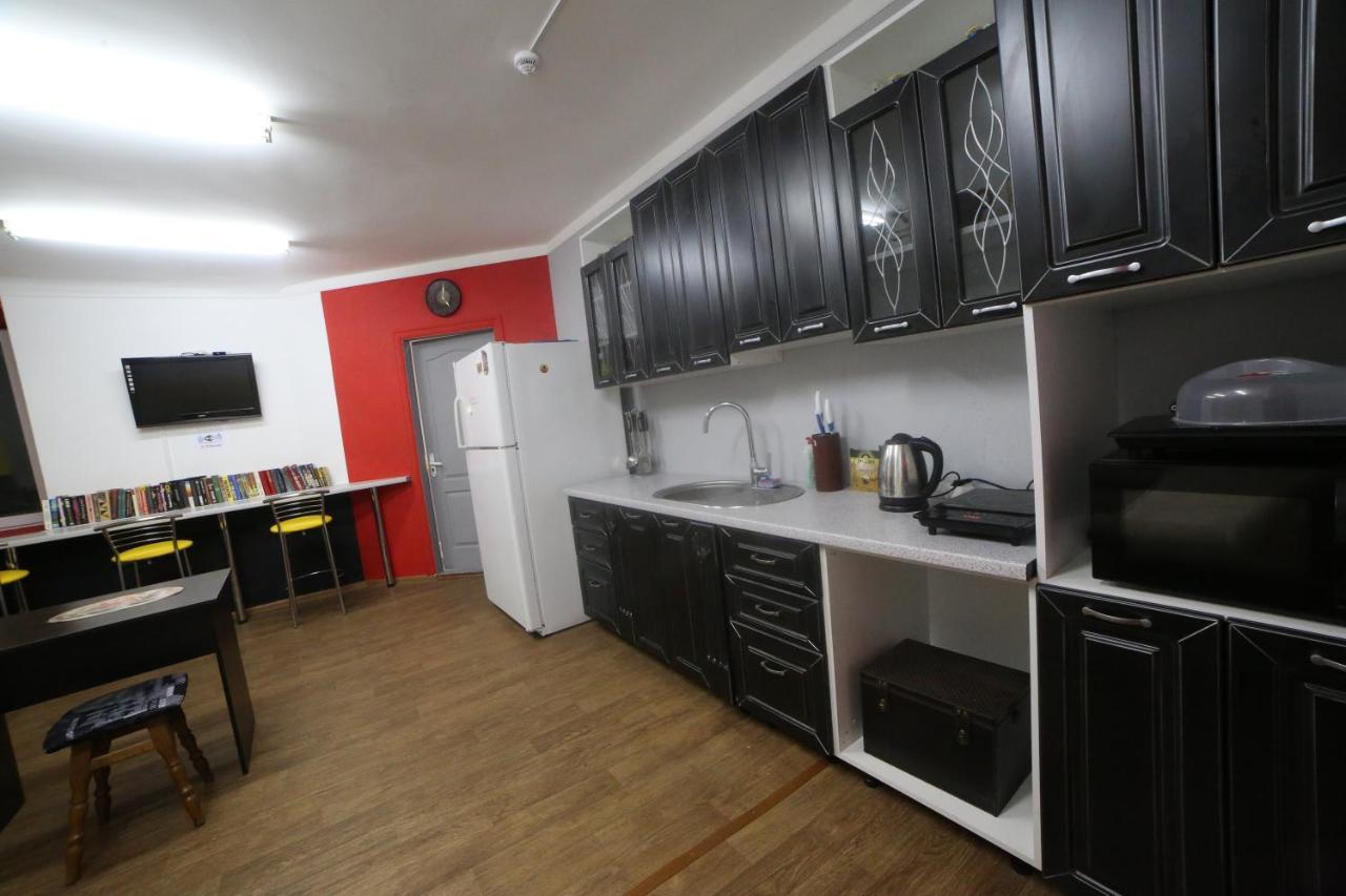 Hostel Cool Traveler Kiew Exterior foto